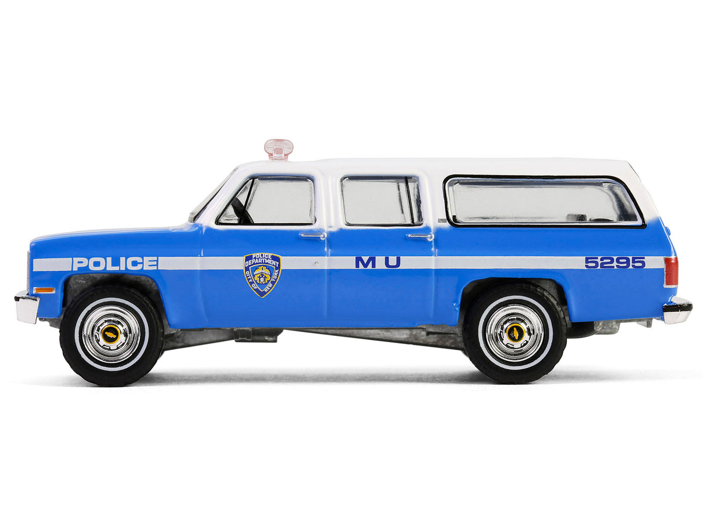 GreenLight 1990 Chevrolet Suburban K2500 Scottsdale "NYPD (New York City Police Department)" Blue with White Top "Hot Pursuit" Series 46 1/64 Diecast Model Car by <h2>1990 Greenlight</h2> <p>High-qual