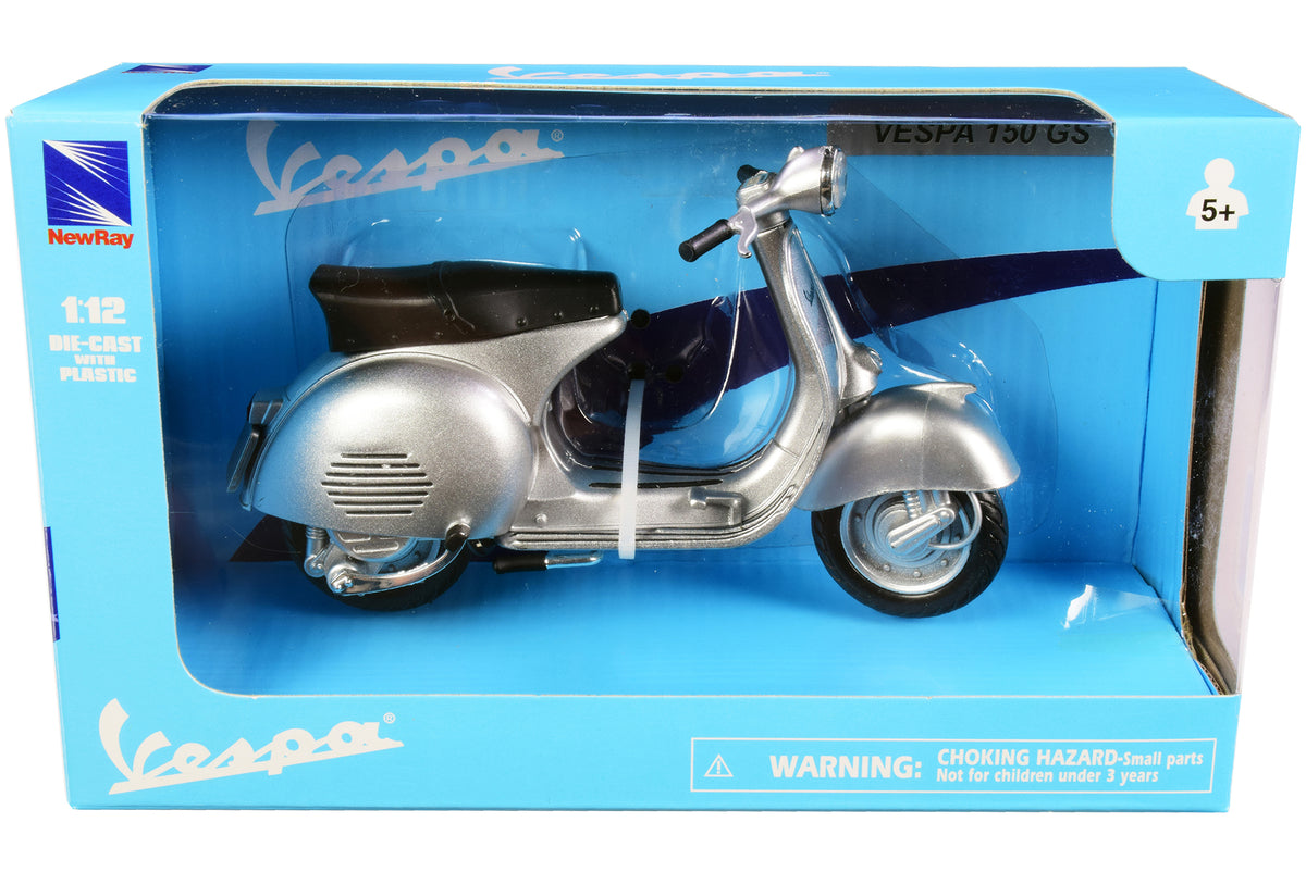Vespa 150 GS Silver Metallic 1/12 Diecast Motorcycle Model - New Ray
