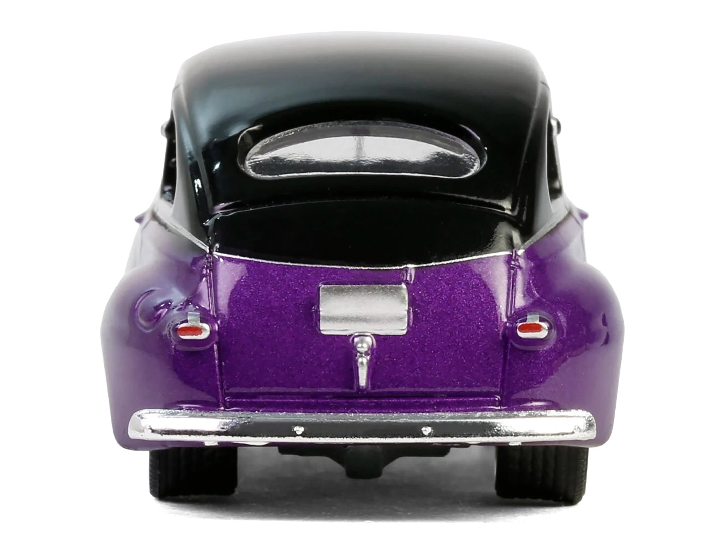 GreenLight 1946 Ford Fordor Super Deluxe Dark Purple Metallic and Black "California Lowriders" Series 6 1/64 Diecast Model Car by <h2>1946 Greenlight</h2> <p>High-quality perfect for collectors enthus
