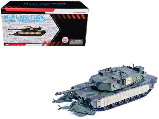 United States M1A1 AIM TUSK (Tank Urban Survival Kit) with Mine Plow (Travel Mode) "United States Marine Corps 8th Tank Battalion II MED Iraq" (2003) Green Camouflage "NEO Dragon Armor" Series 1/72 Plastic Model by Dragon Models T&y