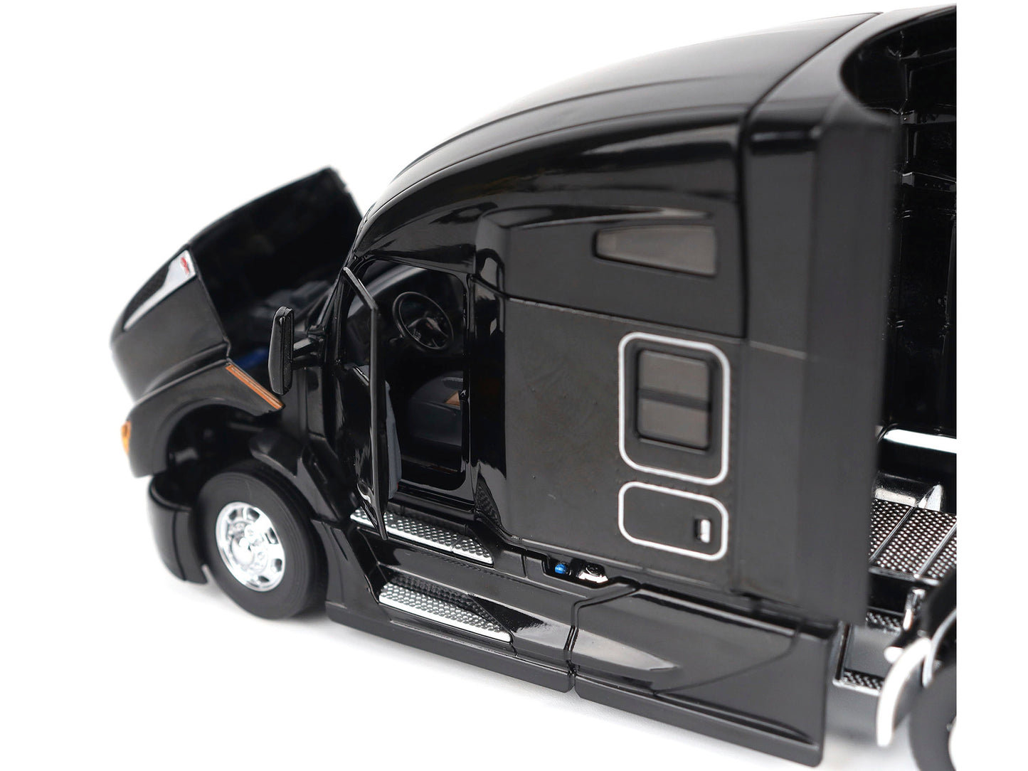 Kenworth T680 76" High Roof Sleeper Cab Truck Tractor Black "Transport Series" 1/50 Diecast Model by Masters <h2>Kenworth Masters</h2> <p>High-quality car perfect for collectors and enthusiasts. Featu