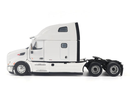 Peterbilt 579 Ultraloft Tandem Tractor 1/50 Diecast Model - Diecast Masters