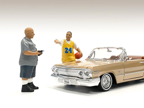 "Lowriderz" Figurine I for 1/18 Scale Models by American Diorama <h2>"Lowriderz" Diorama</h2> <p>High-quality diecast model car perfect collectors and enthusiasts. Features detailed interior exterior