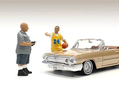 "Lowriderz" Figurine I for 1/18 Scale Models by American Diorama <h2>"Lowriderz" Diorama</h2> <p>High-quality diecast model car perfect collectors and enthusiasts. Features detailed interior exterior
