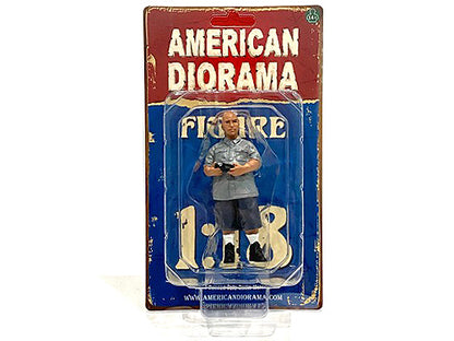 "Lowriderz" Figurine I for 1/18 Scale Models by American Diorama <h2>"Lowriderz" Diorama</h2> <p>High-quality diecast model car perfect collectors and enthusiasts. Features detailed interior exterior