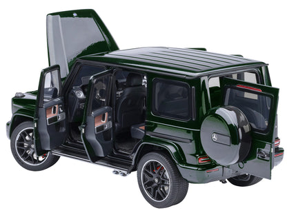 2019 Mercedes-Benz AMG G63 Emerald Green Metallic 1/18 Model Car by Autoart <h2>2019 Autoart</h2> <p>High-quality diecast perfect for collectors and enthusiasts. Features detailed interior exterior cr