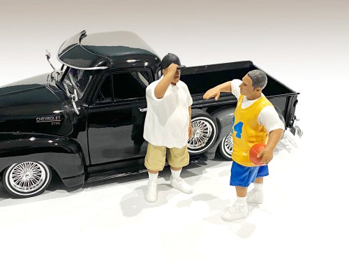 "Lowriderz" Figurine III for 1/24 Scale Models by American Diorama <h2>"Lowriderz" Diorama</h2> <p>High-quality diecast model car perfect collectors and enthusiasts. Features detailed interior exterio