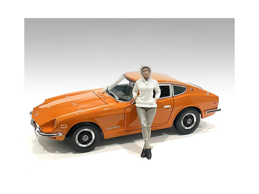 "Car Meet 2" Figurine I for 1/24 Scale Models by American Diorama <h2>"Car Diorama</h2> <p>High-quality diecast model car perfect collectors and enthusiasts. Features detailed interior exterior crafts