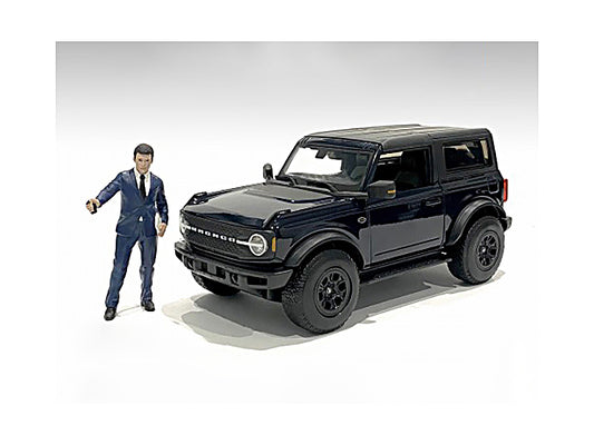 "The Dealership" Male Salesperson Figurine for 1/24 Scale Models by American Diorama <h2>"The Diorama</h2> <p>High-quality diecast model car perfect collectors and enthusiasts. Features detailed inter