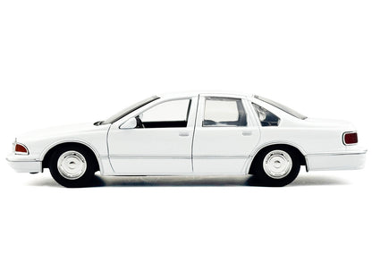 1993 Chevrolet Caprice Police Car Unmarked White "Custom Builder's Kit" Series 1/24 Diecast Model by Motormax <h2>1993 Motormax</h2> <p>High-quality perfect for collectors and enthusiasts. Features de