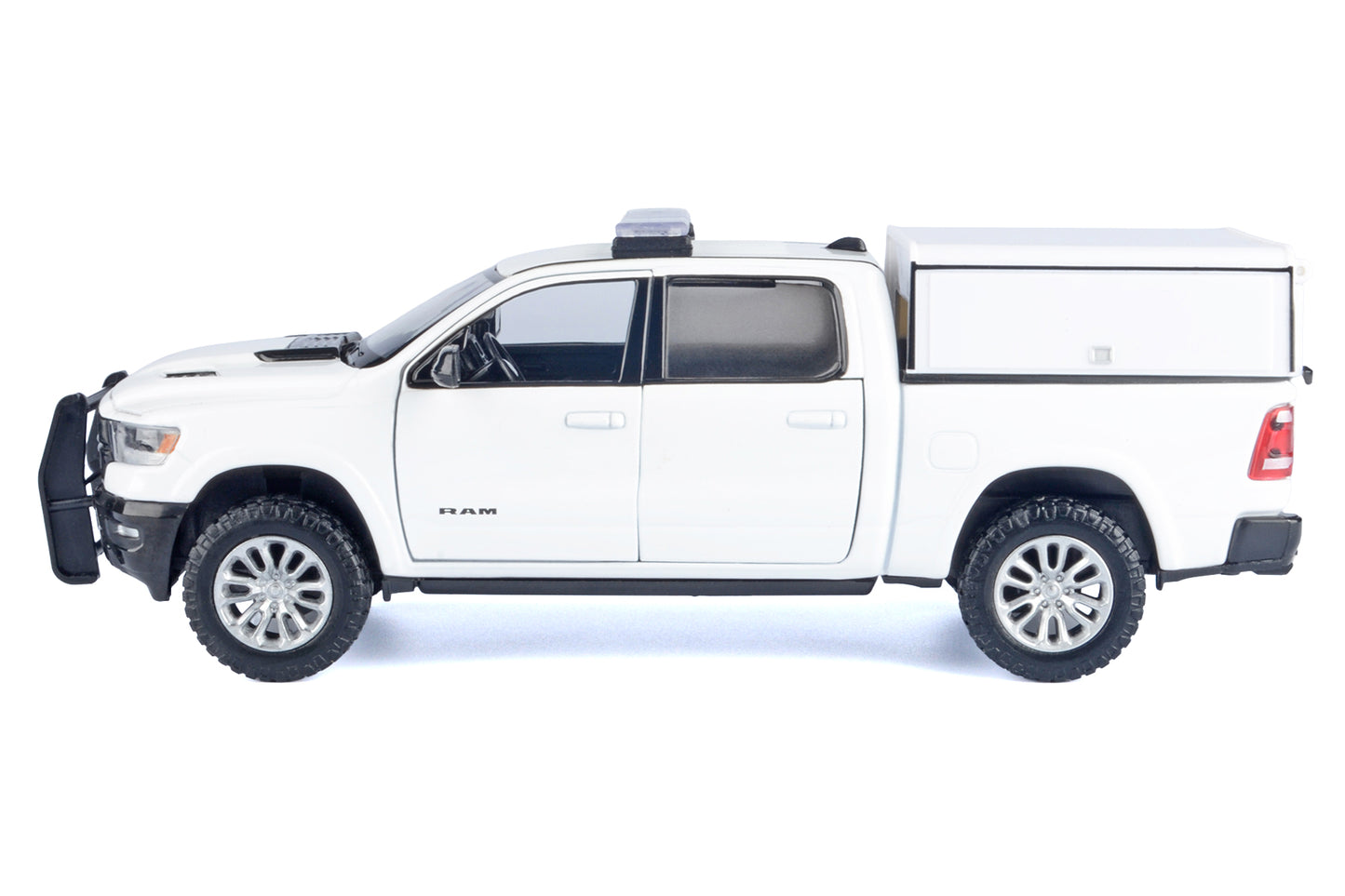 2019 RAM 1500 Laramie Crew Cab Pickup Truck with Bed Camper White "Custom Builder's Kit" Series 1/27 Diecast Model Car by Motormax <h2>2019 Motormax</h2> <p>High-quality perfect for collectors and ent