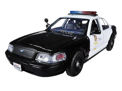 2010 Ford Crown Victoria LAPD Los Angeles Police Department Car 1/24 Diecast Model by Motormax <h2>2010 Motormax</h2> <p>High-quality perfect for collectors and enthusiasts. Features detailed interior