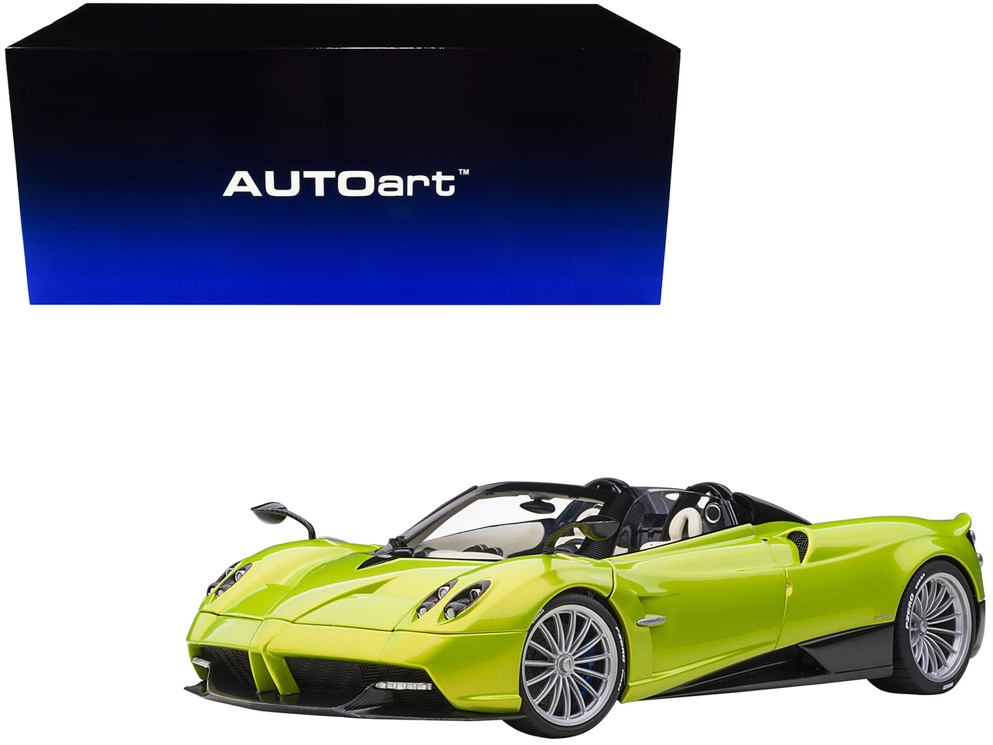 Pagani Huayra Roadster Verde Firenze Green Metallic and Carbon with Luggage Set 1/18 Model Car by Autoart <h2>Pagani Autoart</h2> <p>High-quality diecast perfect for collectors enthusiasts. Features d