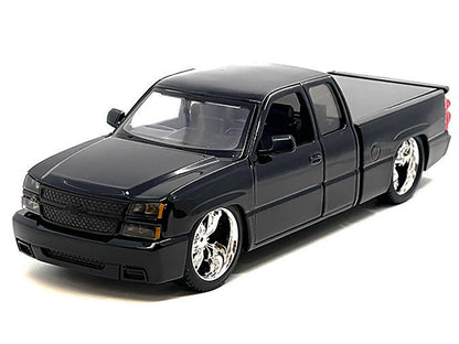 2006 Chevrolet Silverado Custom Pickup Truck Black "Die-Cast Collection" Series 1/25 Diecast Model Car by Motormax <h2>2006 Motormax</h2> <p>High-quality perfect for collectors and enthusiasts. Featur