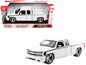 2006 Chevrolet Silverado Custom Pickup Truck White 1/25 Diecast Model - Motormax