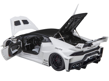 Lamborghini Huracan GT "LB-Silhouette Works" White with Black 1/18 Model Car by Autoart <h2>Lamborghini Autoart</h2> <p>High-quality diecast perfect for collectors and enthusiasts. Features detailed i