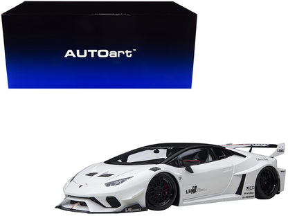 Lamborghini Huracan GT "LB-Silhouette Works" White with Black 1/18 Model Car by Autoart <h2>Lamborghini Autoart</h2> <p>High-quality diecast perfect for collectors and enthusiasts. Features detailed i