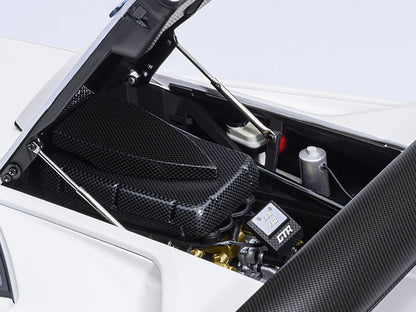 Lamborghini Diablo GTR Impact White 1/18 Model Car by Autoart <h2>Lamborghini Autoart</h2> <p>High-quality diecast perfect for collectors and enthusiasts. Features detailed interior exterior craftsman
