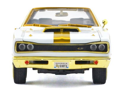1969 Dodge Coronet Super Bee White Metallic 1/24 Diecast Model Car - Motormax
