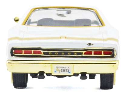 1969 Dodge Coronet Super Bee White Metallic 1/24 Diecast Model Car - Motormax