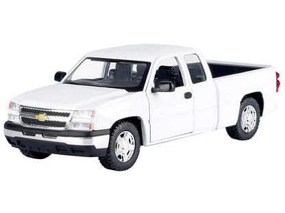 2006 Chevrolet Silverado 1500 Pickup Truck White "Timeless Legends" Series 1/25 Diecast Model Car by Motormax <h2>2006 Motormax</h2> <p>High-quality perfect for collectors and enthusiasts. Features de