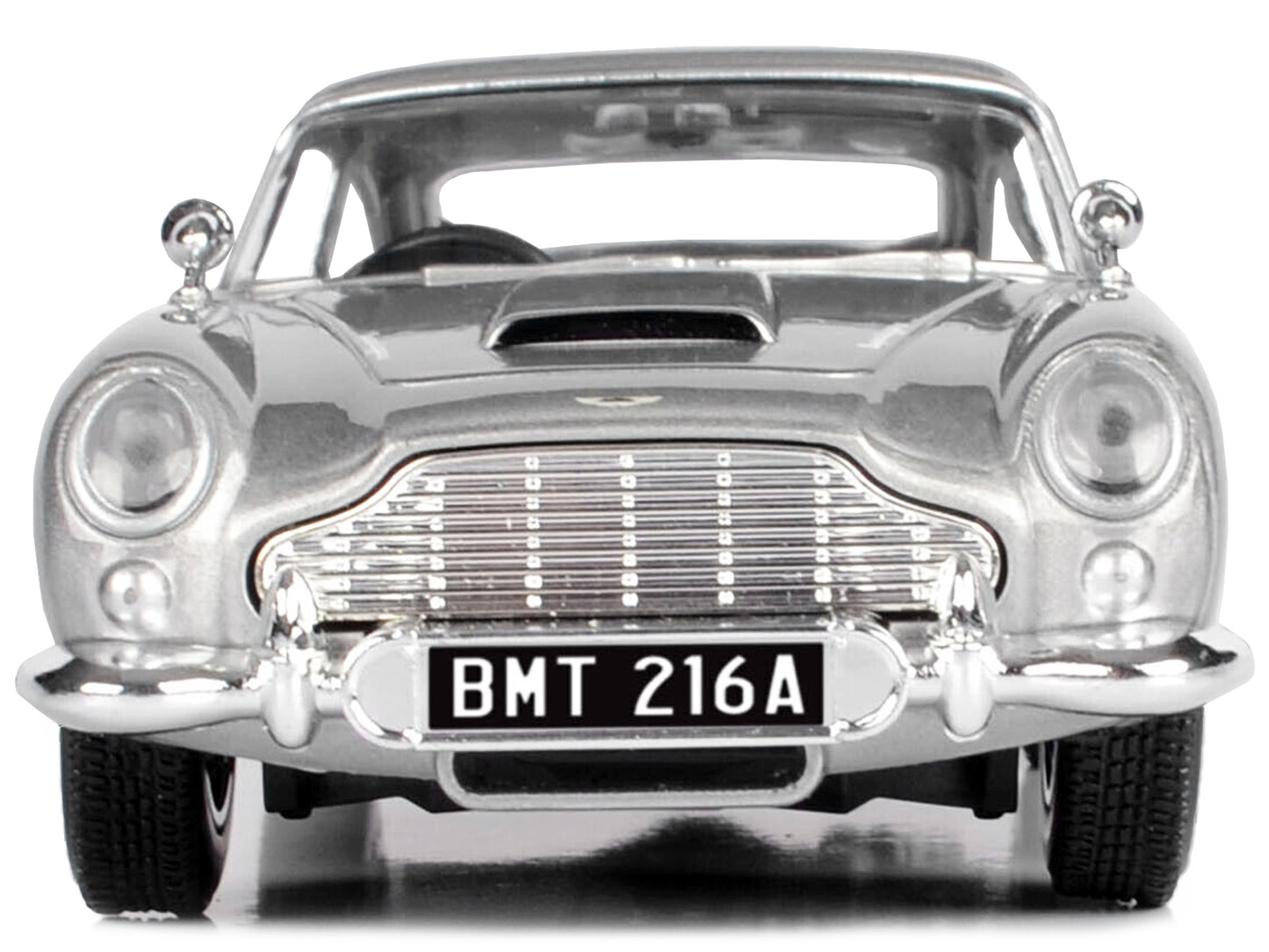 Aston Martin DB5 RHD (Right Hand Drive) Silver Metallic James Bond 007 "Goldfinger" (1964) Movie "James Collection" Series 1/24 Diecast Model Car by Motormax <h2>Aston Motormax</h2> <p>High-quality pe