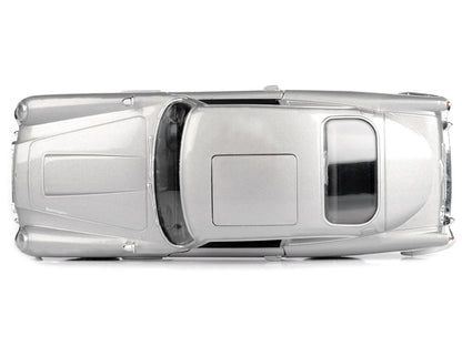 Aston Martin DB5 RHD (Right Hand Drive) Silver Metallic James Bond 007 "Goldfinger" (1964) Movie "James Collection" Series 1/24 Diecast Model Car by Motormax <h2>Aston Motormax</h2> <p>High-quality pe
