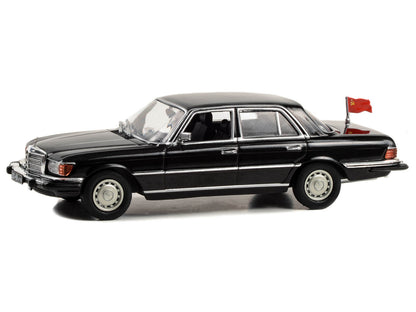 GreenLight 1977 Mercedes-Benz 450 SEL (W116) Black with Soviet Flag "Rocky IV" (1985) Movie 1/43 Diecast Model Car by <h2>1977 Greenlight</h2> <p>High-quality perfect for collectors and enthusiasts. F