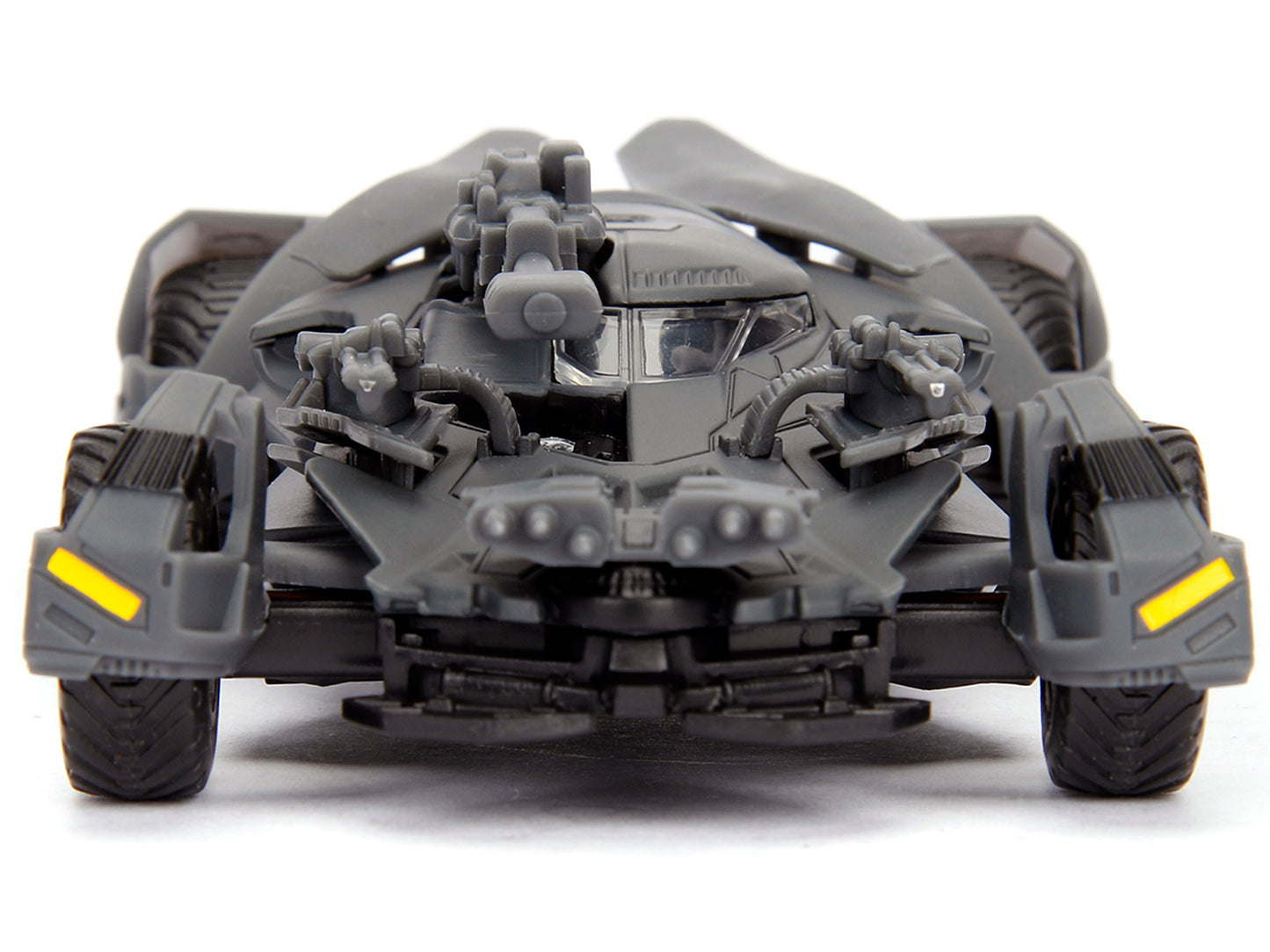 "Justice League" Movie Batmobile 1/32 Diecast Model Car by Jada <h2>"Justice Jada</h2> <p>High-quality perfect for collectors and enthusiasts. Features detailed interior exterior craftsmanship, realis