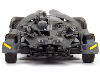 "Justice League" Movie Batmobile 1/32 Diecast Model Car by Jada <h2>"Justice Jada</h2> <p>High-quality perfect for collectors and enthusiasts. Features detailed interior exterior craftsmanship, realis