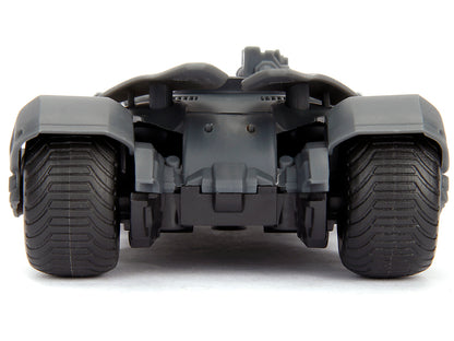 "Justice League" Movie Batmobile 1/32 Diecast Model Car by Jada <h2>"Justice Jada</h2> <p>High-quality perfect for collectors and enthusiasts. Features detailed interior exterior craftsmanship, realis