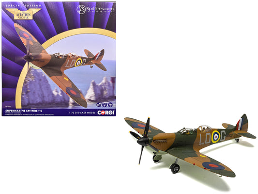 Supermarine Spitfire T.9 Aircraft "SM520 Spitfires.com Goodwood Aerodrome" British Royal Air Force "The Aviation Archive" Series 1/72 T&y Diecast Model by Corgi