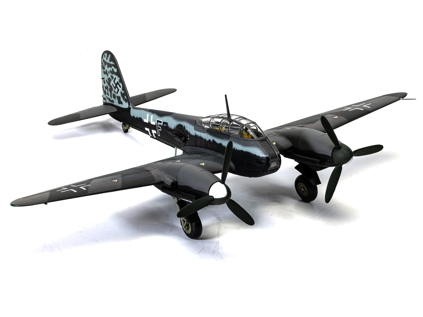 Messerschmitt Me 410A-1 Aircraft "U5+FE Lt. Rudolf Abrahamczik 14./KG.2 Laon-Athies Airfield France" (1943) German Luftwaffe "The Aviation Archive" Series 1/72 T&y Diecast Model Car by Corgi