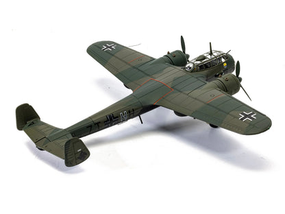 Dornier Do 17Z-5 Aircraft "7T+HH W.Nr.2787 KGR.606 Lannion France" (1940) German Luftwaffe "The Aviation Archive" Series 1/72 T&y Diecast Model Car by Corgi