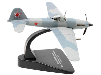 Ilyushin Il-10 "Beast" War Plane 108th Guards Assault Aviation Regiment Germany (1945) "Oxford Aviation" Series 1/72 T&y Diecast Model Airplane by Oxford T&y Diecast