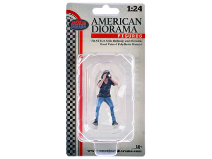 "Photographers" Figure #4 for 1/24 Scale Models by American Diorama <h2>"Photographers" Diorama</h2> <p>High-quality diecast model car perfect collectors and enthusiasts. Features detailed interior ex