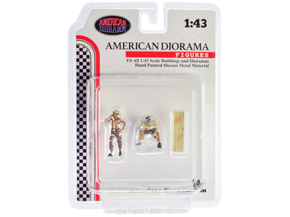 "4X4 Mechanics" 2 Piece Diecast Figure Set 1 for 1/43 Scale Models by American Diorama <h2>"4X4 Diorama</h2> <p>High-quality model car perfect collectors and enthusiasts. Features detailed interior ex