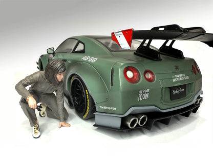 "Top Tuners" Figure #5 "Premium" Series for 1/24 Scale Models by American Diorama <h2>"Top Diorama</h2> <p>High-quality diecast model car perfect collectors and enthusiasts. Features detailed interior