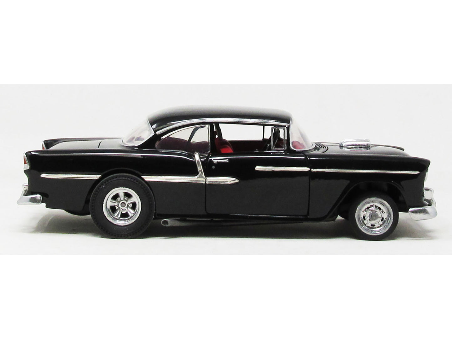 Skill 3 Model Kit 1955 Chevrolet Custom Street Rod "X-Parts Garage" 1/25 Scale Model by Atlantis T&y