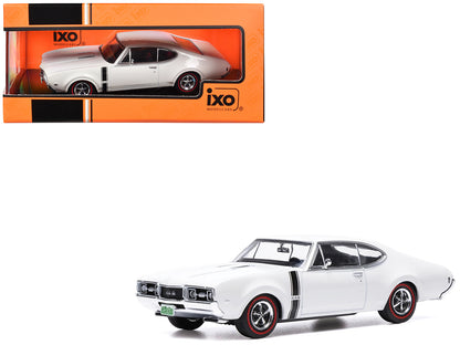 1970 Oldsmobile 442 W-30 Coupe White with Black Stripes 1/43 Diecast