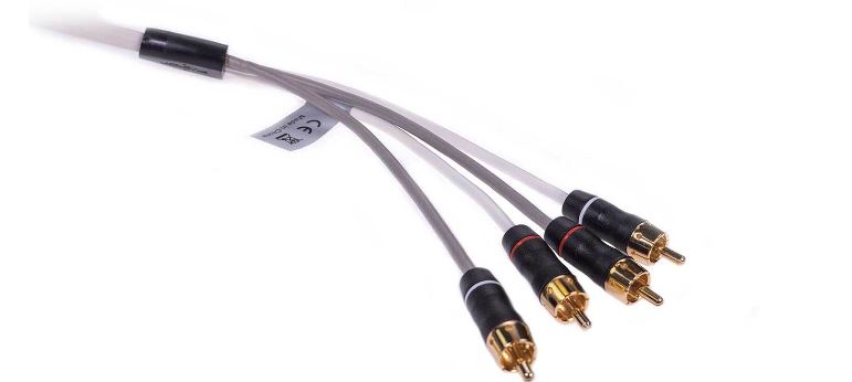 Fusion MS-FRCA6 6ft 4-Way Wtron Shielded Twisted RCA Cable