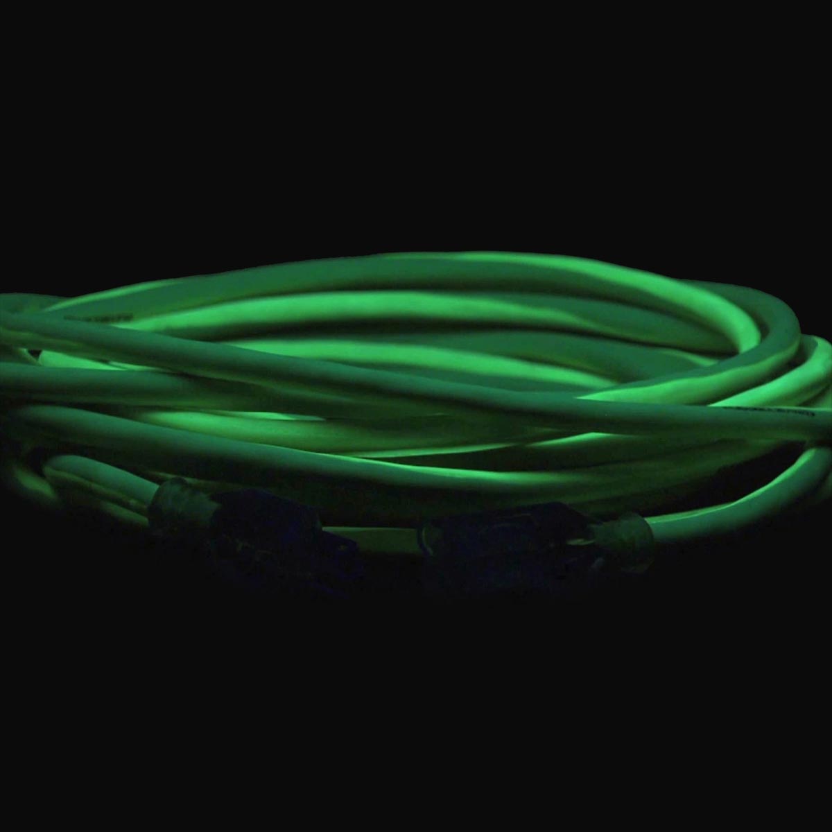 Flexzilla® Pro Extension Cord 12/3 AWG SJTW 25' Outdoor Lighted Plug ZillaGreen™