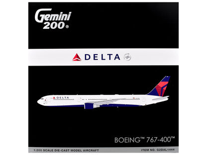 Boeing 767-400ER Commercial Aircraft "Delta Air Lines" (N482MH) White with Blue and Red Tail "Gemini 200" 1/200 T&y Diecast Model Airplane by GeminiJets
