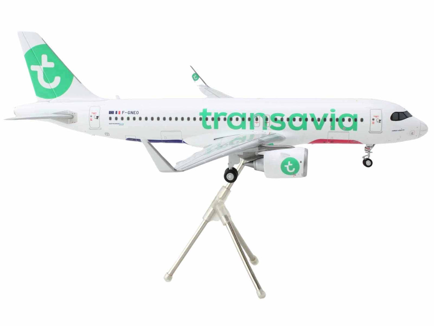 Airbus A320neo Commercial Aircraft "Transavia Airlines" (F-GNEO) White with Green Tail "Gemini 200" Series 1/200 Diecast Model Airplane by GeminiJets <h2>Airbus GeminiJets</h2> <p>High-quality car per