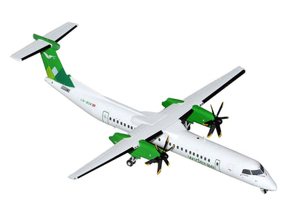 Bombardier Q400 Commercial Aircraft "Wideroe" (LN-WDM) White with Green Tail "Gemini 200" Series 1/200 Diecast Model Airplane by GeminiJets <h2>Bombardier GeminiJets</h2> <p>High-quality car perfect f