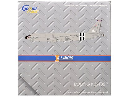 Boeing KC-135R Stratotanker Aircraft "Illinois Air National Guard" United States Air Force (63-7981) Gray "Gemini Macs" Series 1/400 Diecast Model Airplane by GeminiJets