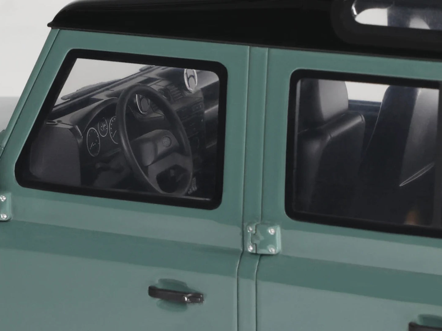 2016 Land Rover Defender 3 Station Wagon Green with Black Top 1/18 Model Car by GT Spirit