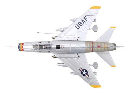 North American F-100D Super Sabre Fighter Aircraft "FW-871 81st TFS 50th TFW France" (1958) United States Air Force "Air Power Series" 1/72 T&y Diecast Model by Hobby Master