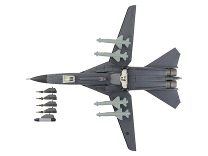 General Dynamics F-111C Pig Aircraft "90th Anniversary of No. 6 Squadron" (2007) Royal Australian Air Force  "Air Power Series" 1/72 Diecast Model by Hobby Master