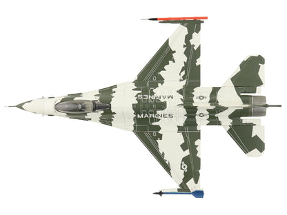 General Dynamics F-16N Fighting Falcon Fighter Aircraft "163269 U.S. Navy Fighter Weapons School" (1990s) United States Marine Corps "Air Power Series" 1/72 Diecast Model by Hobby Master